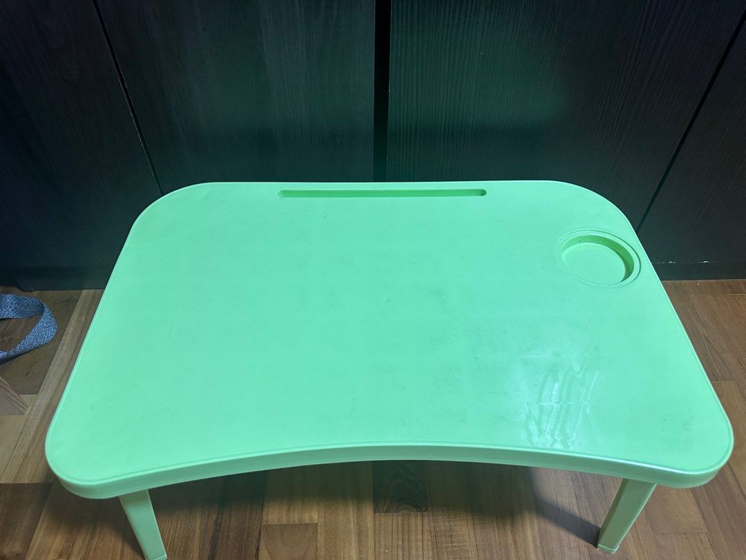 Foldable multipurpose table/ Bed table/Study table (Category: Tables & Sets) located in Singapore. Submitted by molly0411 (Listing ID 1324531394, Image 3). Description: Foldable multipurpose table. Used it 2-3 times. Selling as need to make some space. .