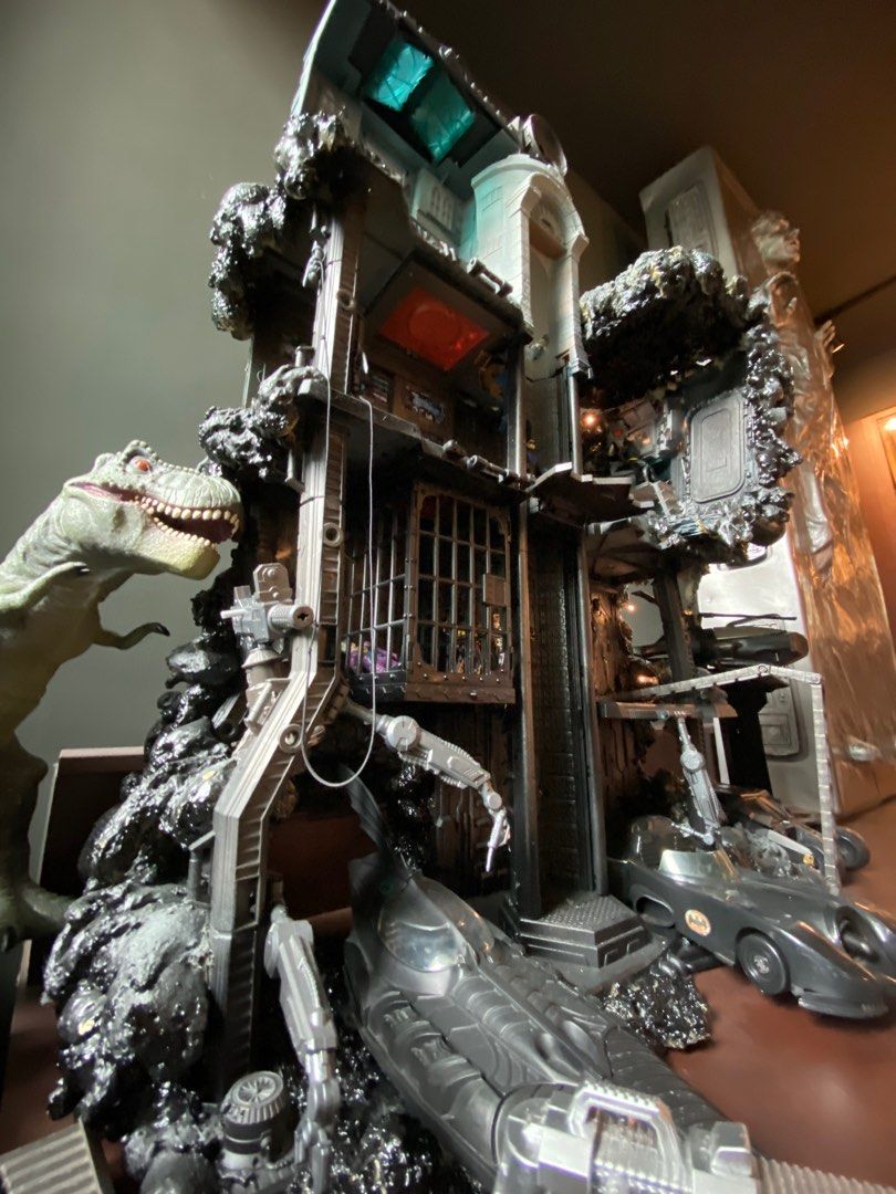 Full Batcave action figure playset, Hobbies Toys, Memorabilia