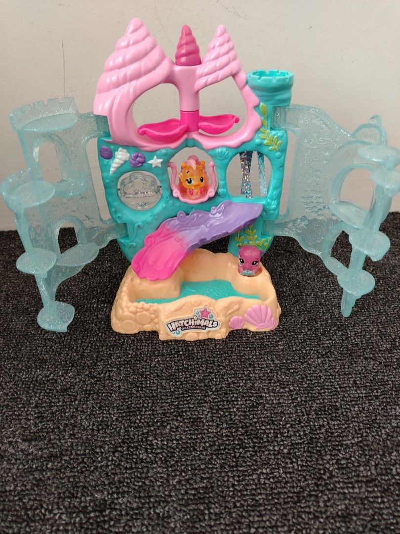 Hatchimals CollEGGtibles, Coral Castle Fold Open Playset, Hobbies