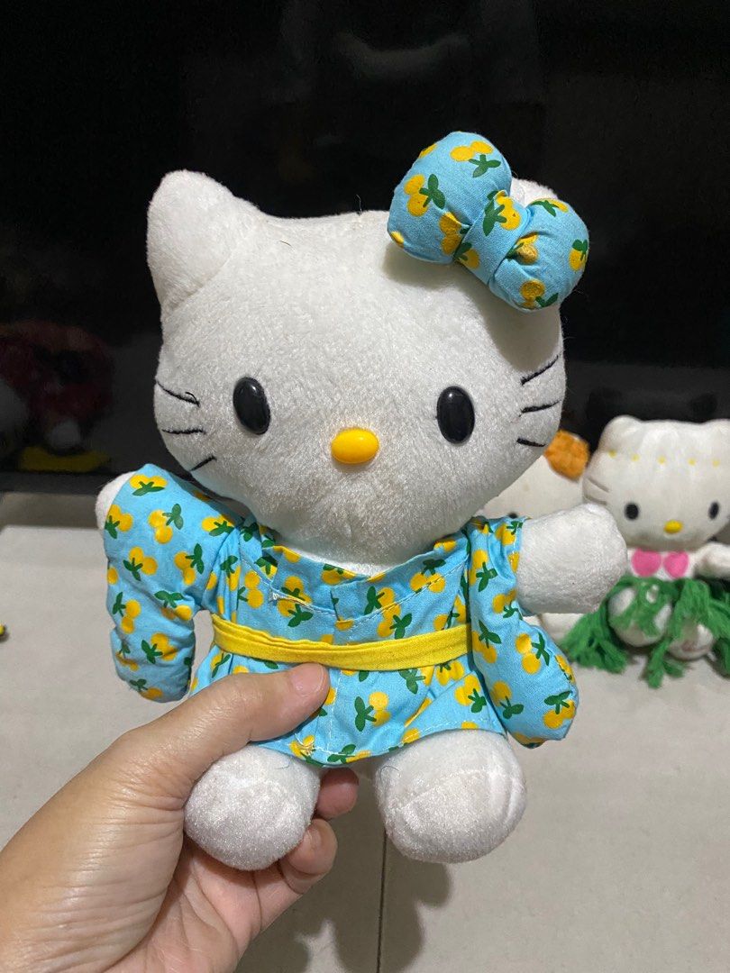 Hello kitty chicken reversible plush sales