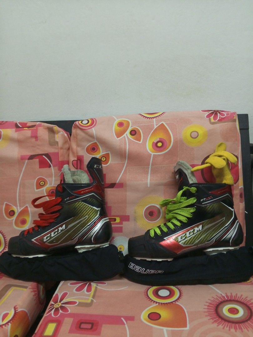 HOKEY ICE SKATING CCM, Sports Equipment, Other Sports Equipment and