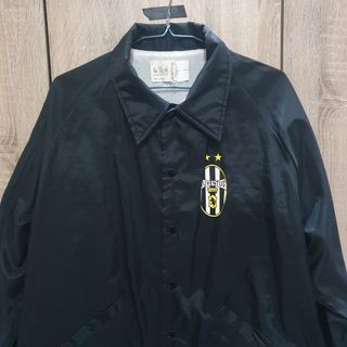 (Category: ) located in . Submitted by junkthriftstore (Listing ID 1324489017, Image 1). Description: .
