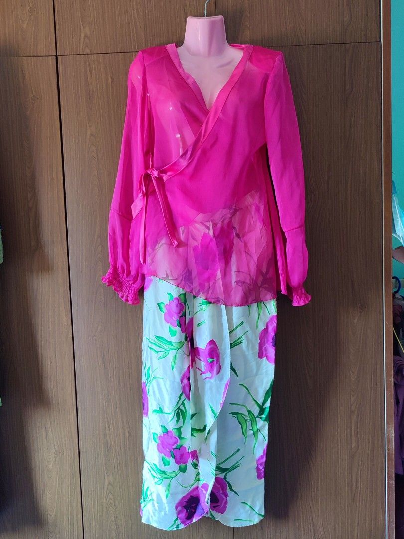 Kurung Moden ala Kimono Women s Fashion Dresses Sets Traditional Ethnic wear on Carousell
