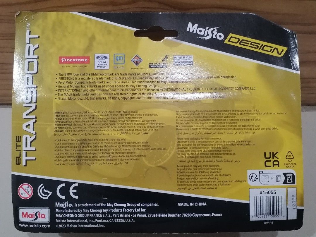 Maisto Design 2022 Elite Transport Maisto Flatbed / 1988 BMW M3 White