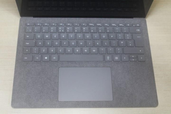 Microsoft surface Laptop 3 Touch i5 (Category: Laptops & Notebooks) located in Pasay City. Submitted by laptophubphil (Listing ID 1324393868, Image 2). Description: Microsoft surface Laptop 3 Touch i5 - 2ND HAND P 23K -RAM 8GB + SSD 256GB -2.2k resolution + Backlit keys -Touchscreen -slim and light weight 98% smooth fresh units -13.5Inch (2256x1504) Multitouch -Intel Core i5-1035G7 10thgen ICELAKE QUADCORE -RAM 8GB -SSD 256GB -INTEL Iris Plus Gra