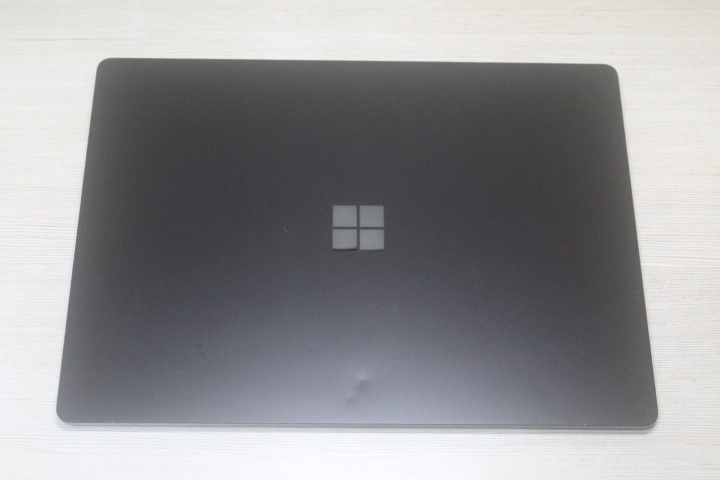Microsoft surface Laptop 5 i7 Touchscreen (Category: Laptops & Notebooks) located in Pasay City. Submitted by laptophubphil (Listing ID 1324395243, Image 3). Description: Microsoft surface Laptop 5 i7 Touchscreen - 2ND HAND P 35500 Mall price 100k -RAM 16GB + SSD 512gb -2K Resolution touch + Backlit keys -metal body 97% Smooth presentable ( minor bump dent on Top cover plz check pics ) -14Inch 2K (2256x1504) Multitouch -Intel Core i7-1265u 12thge