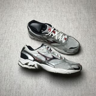 Harga sepatu mizuno wave x10 deals