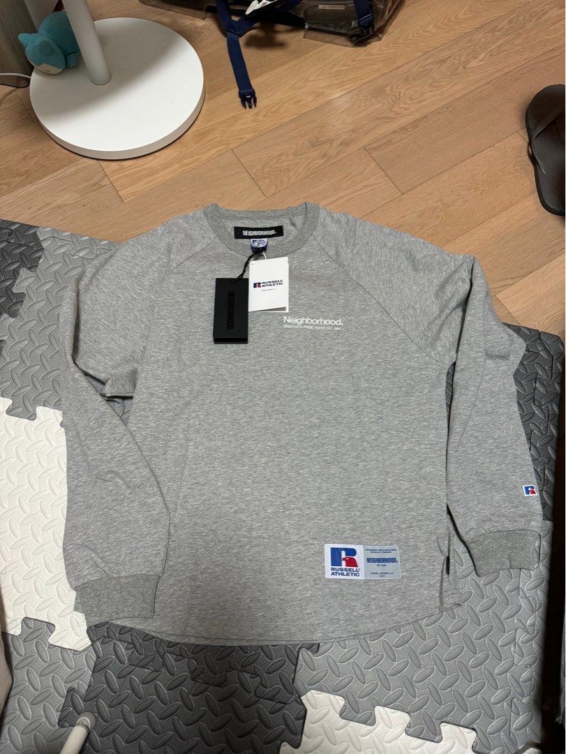NEIGHBORHOOD NH X RUSSELL ATHLETIC . CREWNECK LS, 男裝, 上身及套裝 