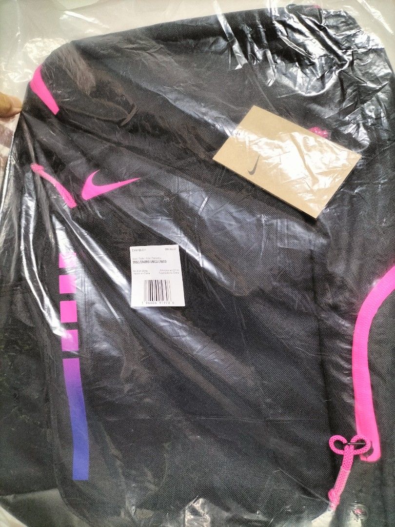Kyrie elite bag hotsell