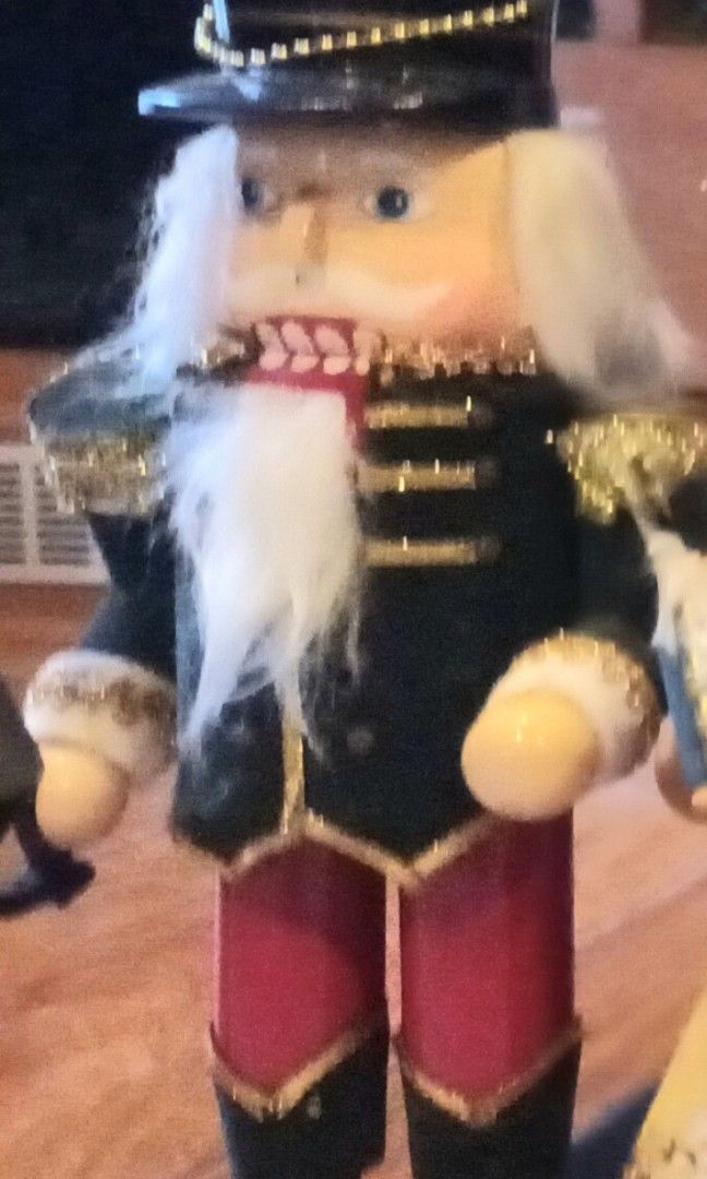 Nutcracker Wooden Soldier (Category: Figurines & Statues) located in Makati City. Submitted by Tins_Haven (Listing ID 1324488216, Image 3). Description: Nutcracker Wooden Soldier Collectors Item like mew.