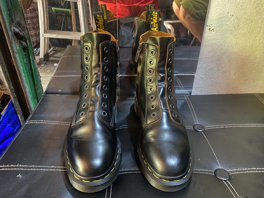 ORIGINAL Dr Martens 1460 Laceless UK4 Women s Fashion Footwear Boots on Carousell