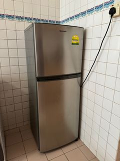 (Category: ) located in . Submitted by hypeb (Listing ID 1324386670, Image 1). Description: .