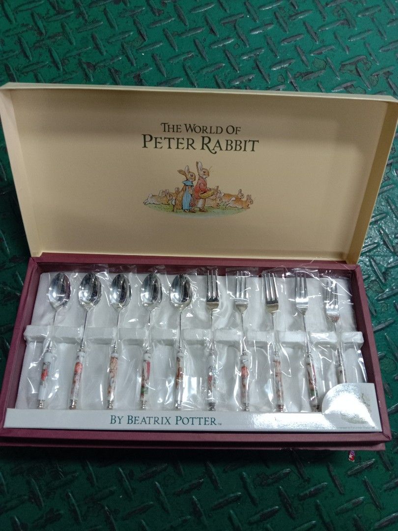 Peter rabbit spoon & fork (Category: Dinnerware & Cutlery) located in Puchong. Submitted by cintaipreloved (Listing ID 1324372010, Image 1). Description: .