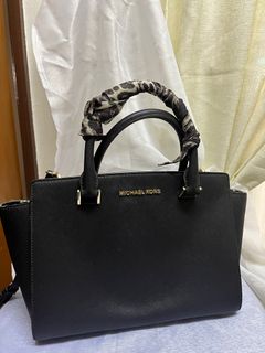 (Category: ) located in . Submitted by tt21.preloved (Listing ID 1324492353, Image 1). Description: .