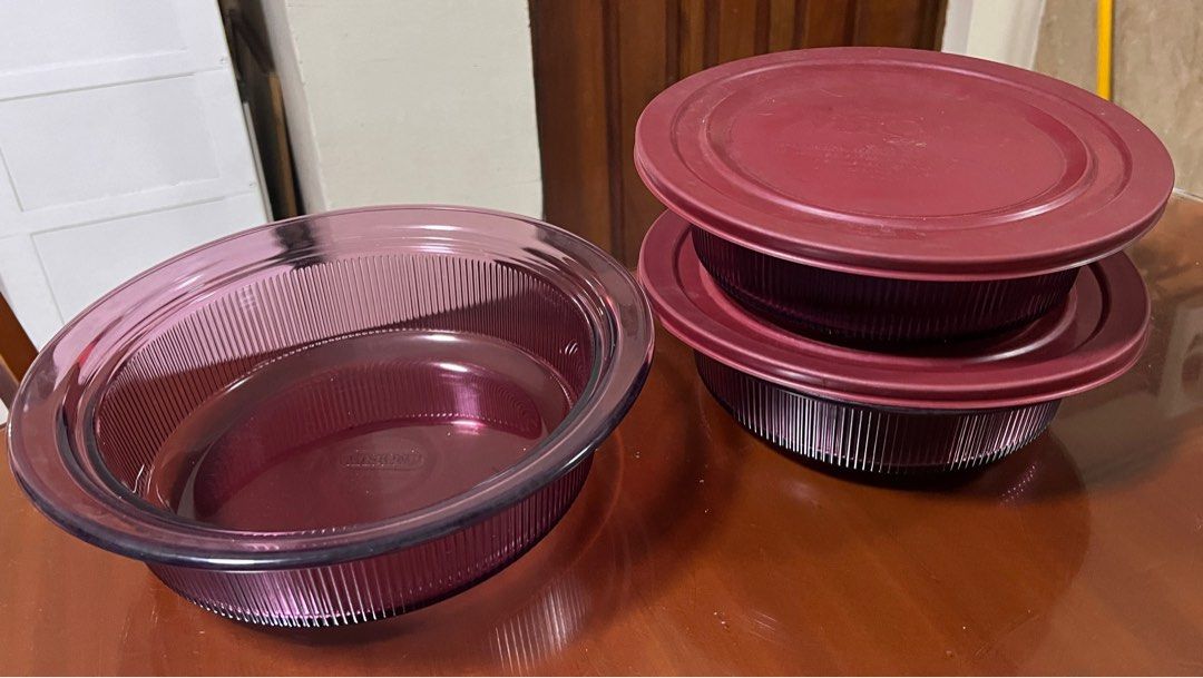 Pyrex Set (Category: Dinnerware & Cutlery) located in San Juan City. Submitted by sundayshorty (Listing ID 1324533203, Image 3). Description: --updated-- 7 pcs set - 2000 2 missing lid 3 pcs set - 2000 1.5L 1 missing lid 2 pcs set - 1500 1 missing lid,1 damaged.