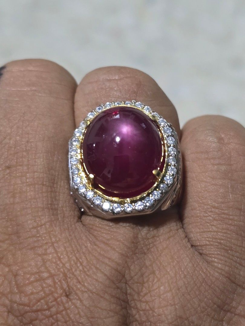 Ruby (Category: Rings) located in Singapore. Submitted by mascurios (Listing ID 1324542713, Image 4). Description: Natural Star Ruby(Corundum) Ring size: 21.5 (Silver) Weight: 23.22ct Measurement: 17.76 x 15.37 x 8.35mm Shape: Oval Cabochon Color: Red (Pigeon Blood) Comment: H(c) Origin: Madagascar Box 97.