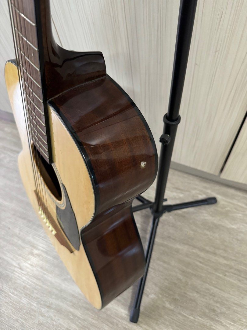 SAMICK SGW S200C Acoustic Guitar, Hobbies & Toys, Music & Media