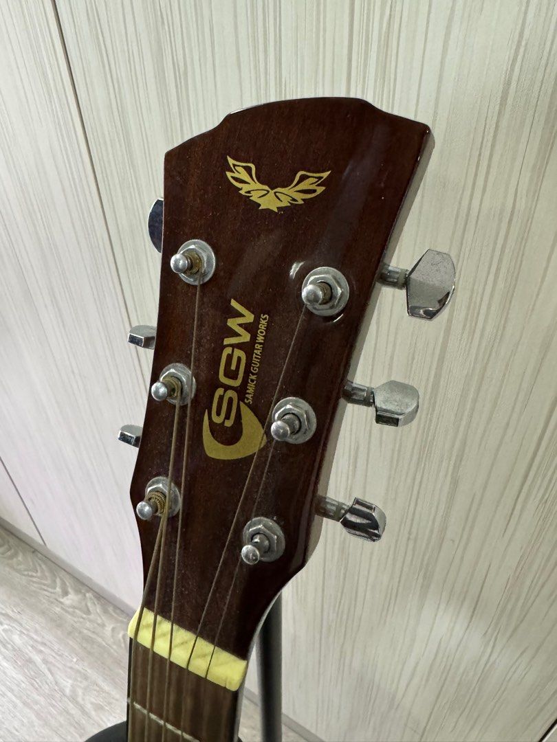 SAMICK SGW S200C Acoustic Guitar, Hobbies & Toys, Music & Media