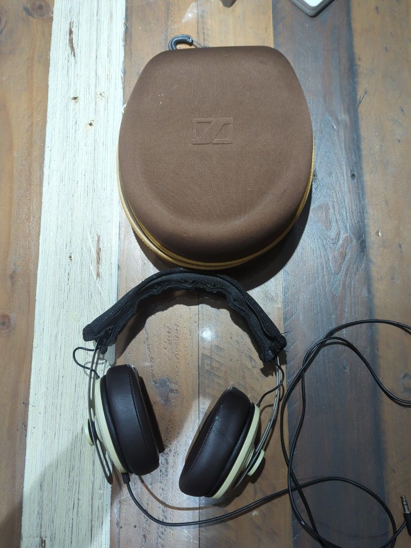 Sennheiser Momentum 1 Over Ear Headphones
