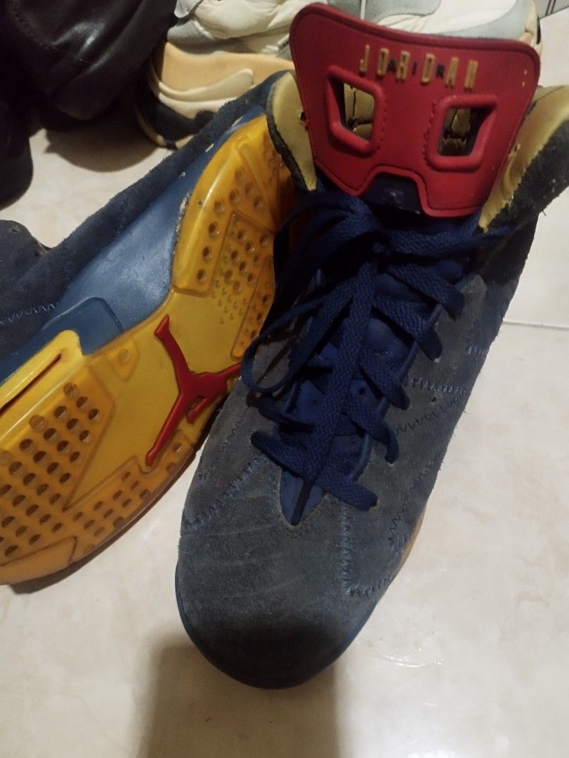 Sepatu doernbecher deals