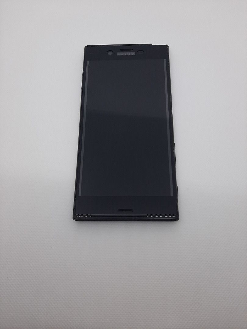 Sony Xperia XZ (Category: Sony) located in Antipolo. Submitted by bryan_james16 (Listing ID 1324508908, Image 3). Description: 【 Sony Xperia XZ 】 📱 Specifications Processor: Qualcomm MSM8996 Snapdragon 820 (14 nm) Quad-core (2x2.15 GHz Kryo & 2x1.6 GHz Kryo) ROM: 64 GB RAM: 4 GB Main Camera: 23 MP f/2.0, 24mm (wide) Front Camera: 13 MP f/2.0, 22mm (wide) Display: IPS LCD, 5.2 Inches Charging: Type C 💼 Inclusion(s) Phone Unit Phone Case Charging