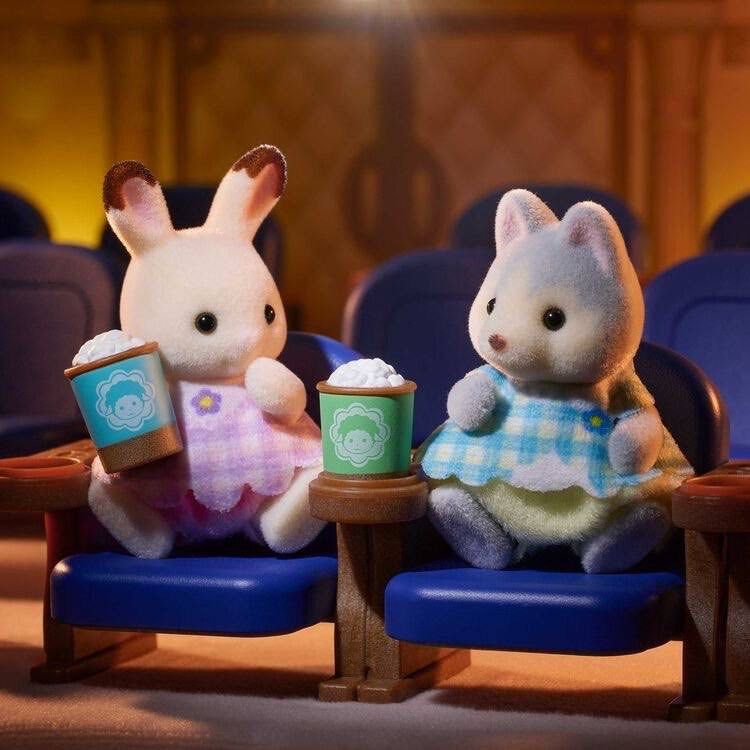 Sylvanian families theatre outlet