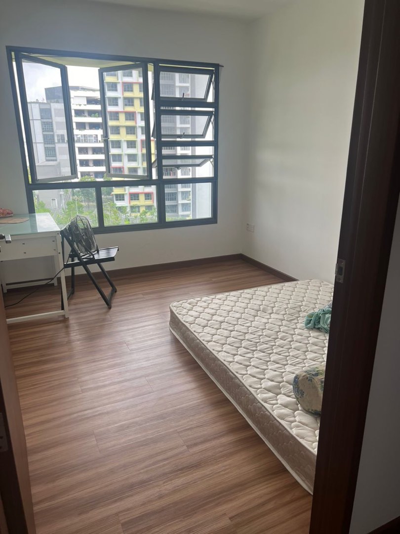 (Category: ) located in . Submitted by pandastall (Listing ID 1324428005, Image 1). Description: .
