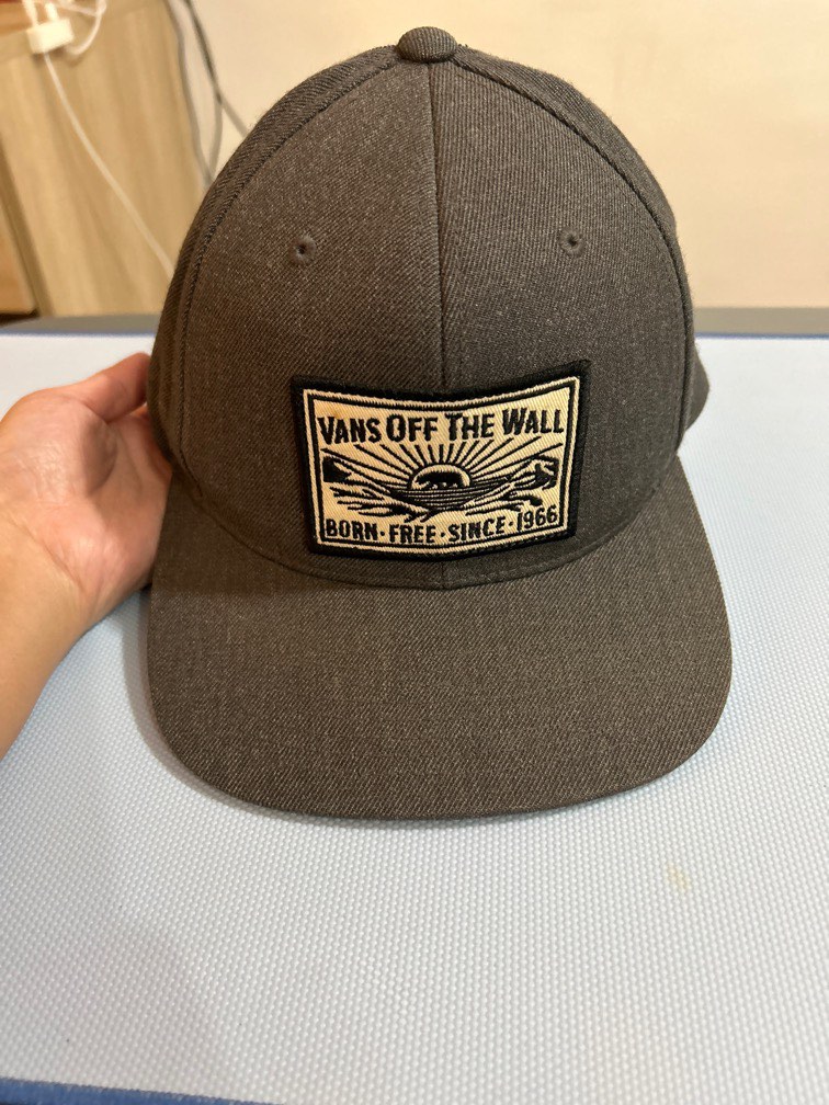 VANS Gray Cap Men s Fashion Watches Accessories Caps Hats on Carousell
