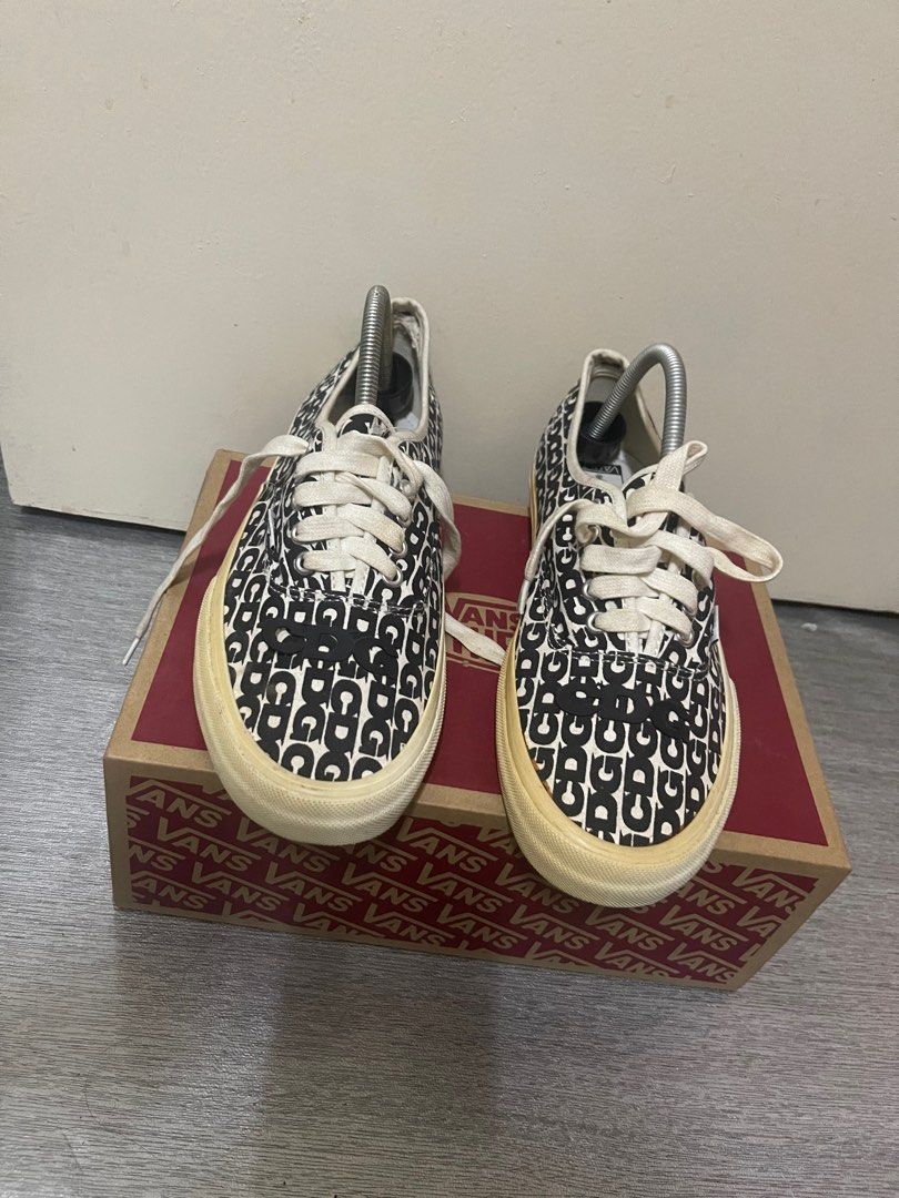 Cdg vans vault top