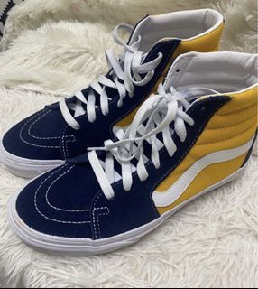 (Category: ) located in . Submitted by ascloset22 (Listing ID 1324401635, Image 1). Description: .