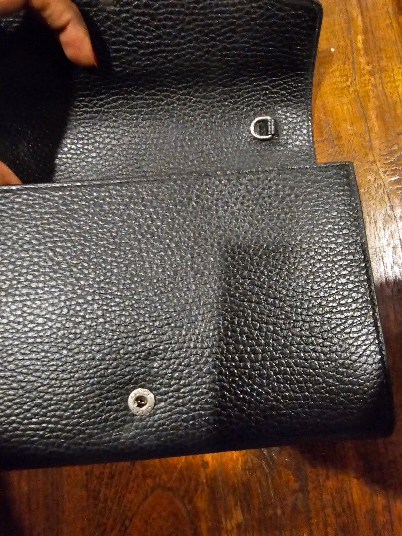 Wallet on Chain, Luxury, Bags & Wallets on Carousell