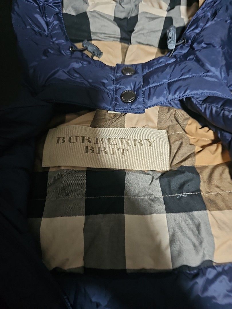 Winter Jacket (Category: Apparel) located in Singapore. Submitted by phidarren6969 (Listing ID 1324497599, Image 2). Description: Almost new BURBERRY winter jacket. Don't waste money on new ones. Won't be needing it hence selling cheap. Nego..