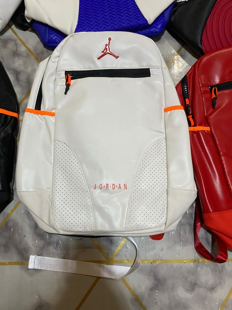 Air jordan 6 retro backpack deals