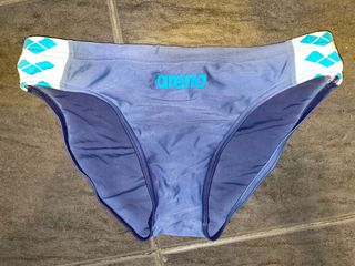 (Category: ) located in . Submitted by keishop2 (Listing ID 1324715738, Image 1). Description: .