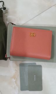 (Kategori: ) berada di . Dikirim oleh moreauthentic (ID iklan 1324670592, Gambar 1). Deskripsi: .