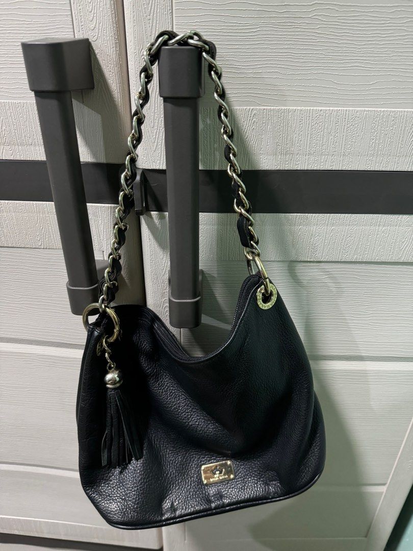 Bana Bana Kili bag (Category: Shoulder Bags) located in Quezon City. Submitted by pitch_perfect (Listing ID 1324637566, Image 1). Description: leather Press mark as seen on photos 8/10 on hardwares.