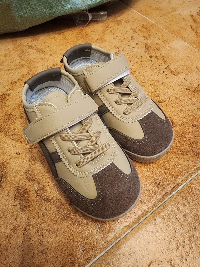 Size 28 baby shoes shop