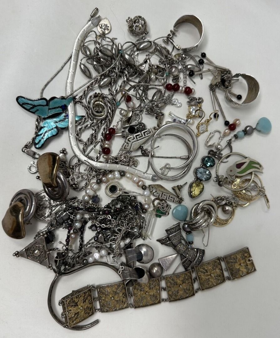 BUYING 925 SILVER used old deformed scrap silver jewelry