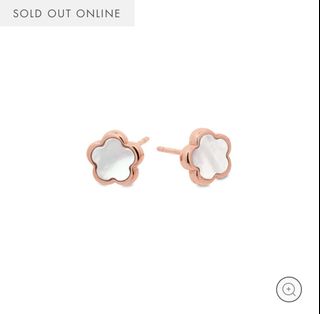 (Category: ) located in . Submitted by sellingdiary (Listing ID 1324566974, Image 1). Description: .