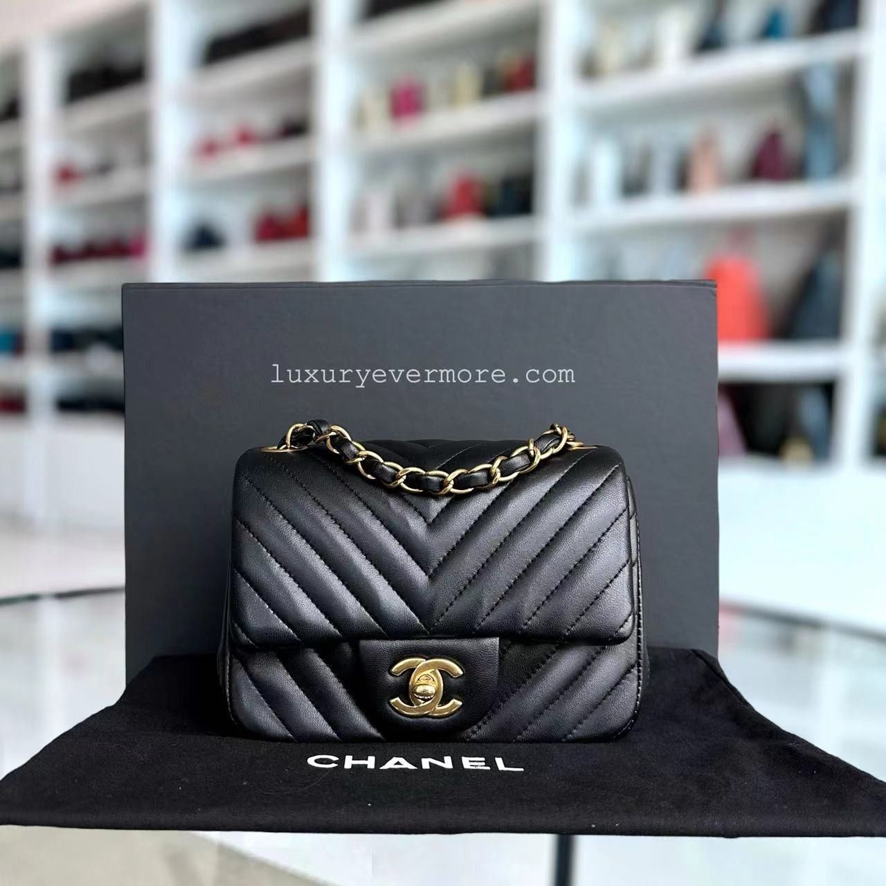Chanel mini square chevron shop