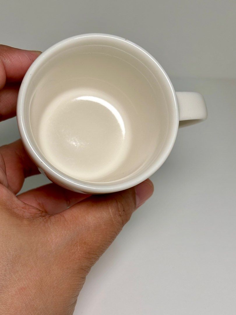 Classis design Starbucks espresso cup (Category: Coffee & Tea Tableware) located in Leyte. Submitted by lovesikwate (Listing ID 1324598901, Image 3). Description: .