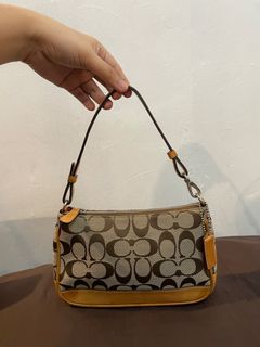 (Category: ) located in . Submitted by rstpreloved (Listing ID 1324686891, Image 1). Description: .