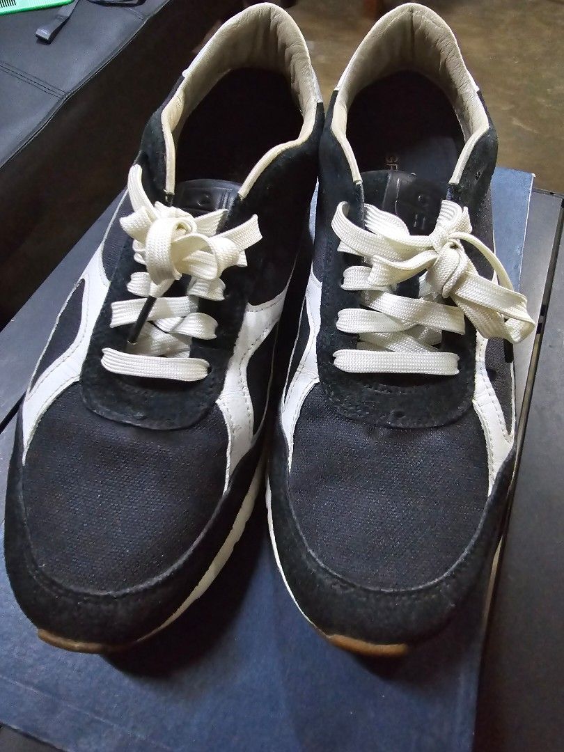 Cole haan grandpro classic running sneaker shop