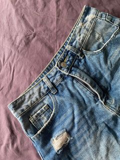 (Category: ) located in . Submitted by sarrrawrr (Listing ID 1324646427, Image 1). Description: .