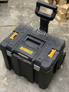（分類：）位於 。 由 datpower 提交（商品編號 1324595229，圖片 1）。簡介： 。