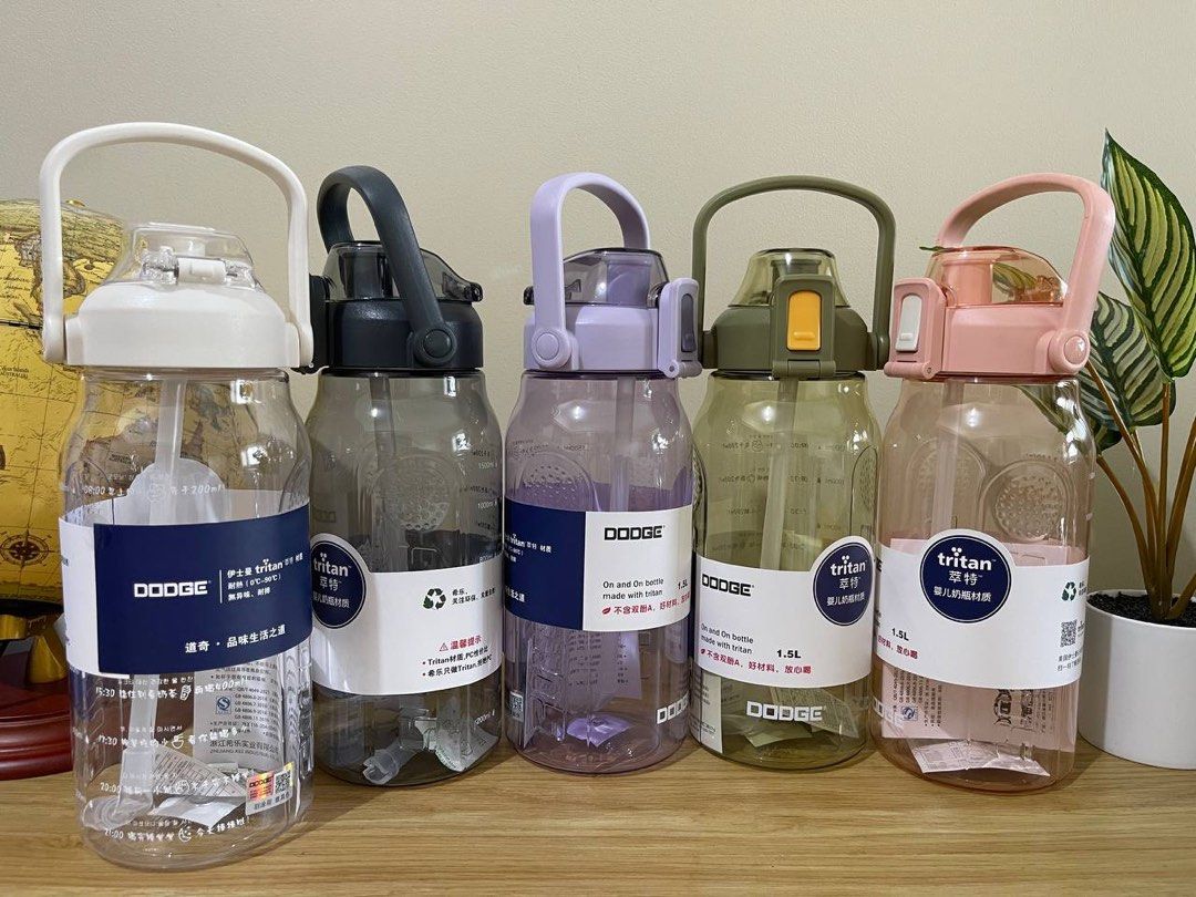 Dodge Tritan Water Bottle (Category: Water Bottles & Tumblers) located in Makati City. Submitted by minipiglet (Listing ID 1324709171, Image 1). Description: Material: Tritan（Baby Bottle Material） Color: White/Black/Violet/Green/Pink -BPA Free -Suitable For Travel, School, Office,Gym Capacity: 1500ml (₱450) 2.0L (₱500) Size:29.5cm*10.5cm (2.0L) 27*10cm (1.5L) Function: anti-fall and impact-resistant Tritan material, long-lasting, healthy, safe, c