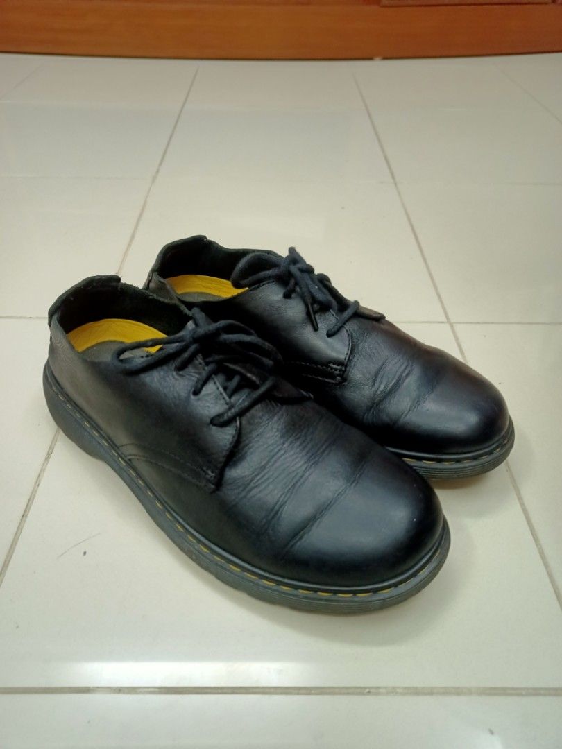 Dr Martens Elsfield Shoes 8 UK Men s Fashion Footwear Dress shoes on Carousell