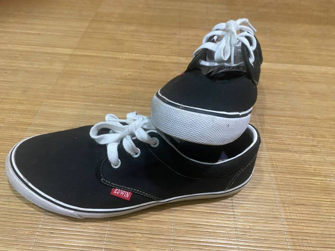 Edwin Old School Shoes Men s Fashion Footwear Sneakers on Carousell
