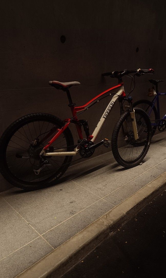 Ferrari mtb store