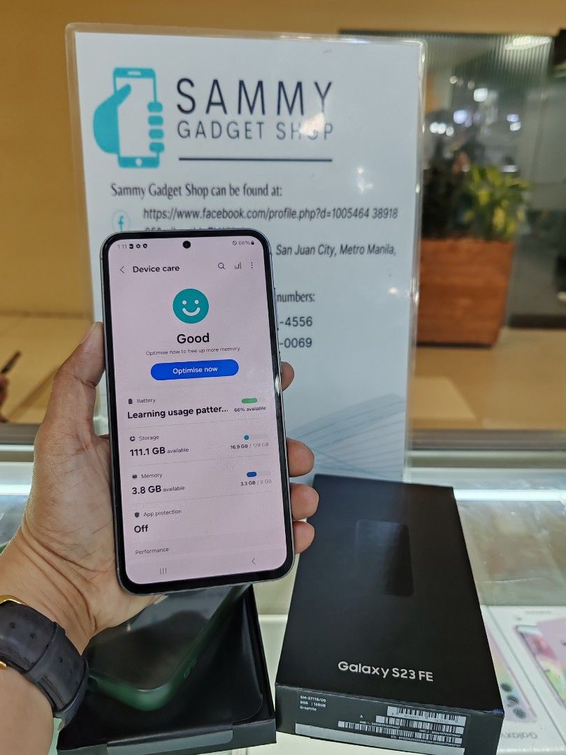 Galaxy S23 FE 5g good as new smartlocked (Category: Samsung) located in Quezon City. Submitted by ronalynac40976 (Listing ID 1324606545, Image 3). Description: Galaxy S23 FE 5g smartlocked good as new 8gigram 128gbrom good condition complete package pick up store in greenhills shopping center We ship nationwide via lbc +SF We accept ggives & spaylater+% We accept creditcard installment dm or call for fast transaction 09279500069/09425544556 Locat